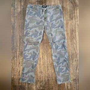 Du/er Camo Joggers